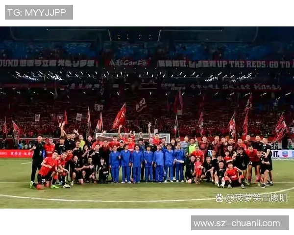 足球热点:解读成都足球队的中路突破